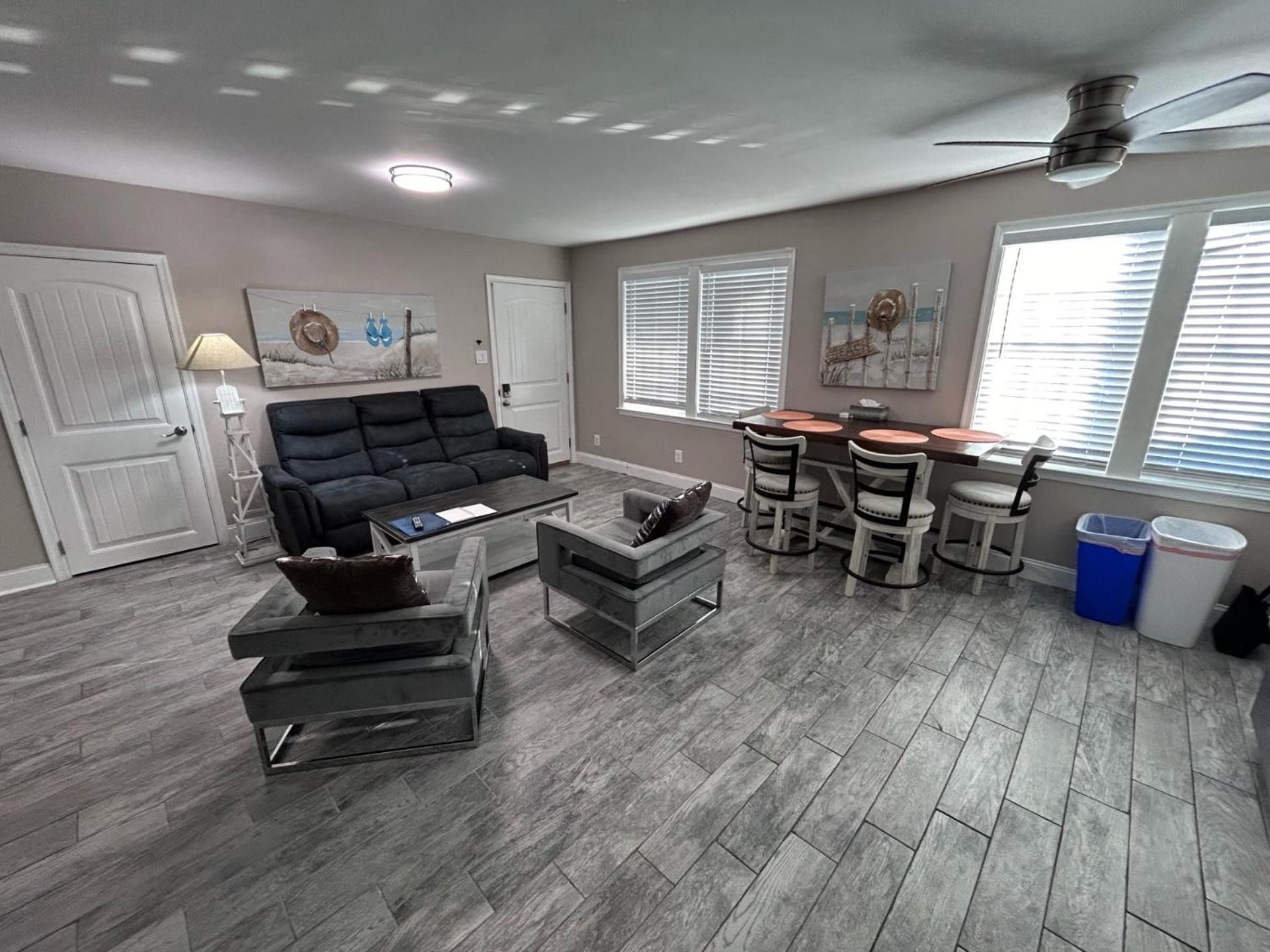 Beach Block Parking Modern Decor Porch Бригантин Екстериор снимка
